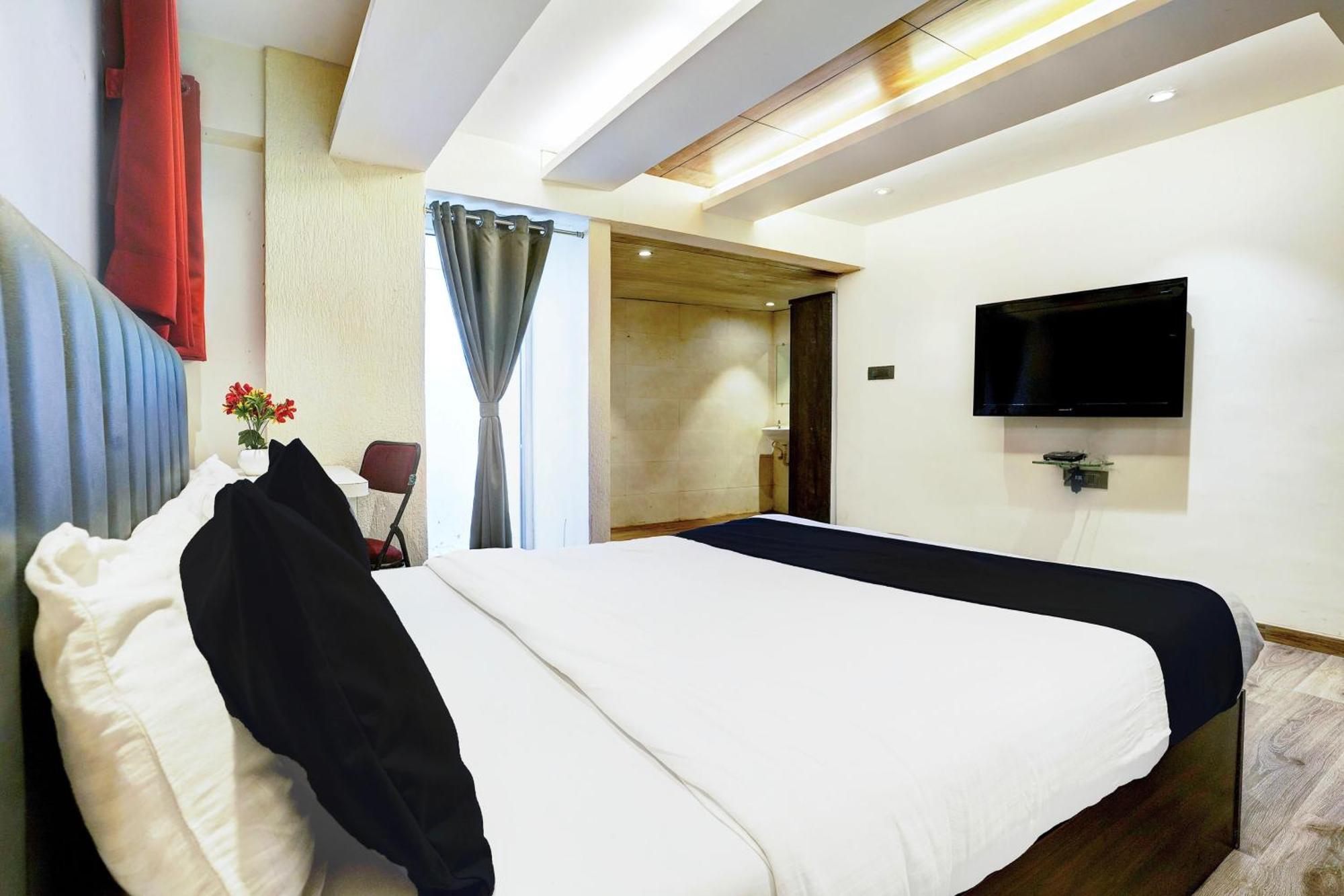 Super Hotel O Seawoods Near Palm Beach Road Formerly Sai Roop 나비뭄바이 외부 사진