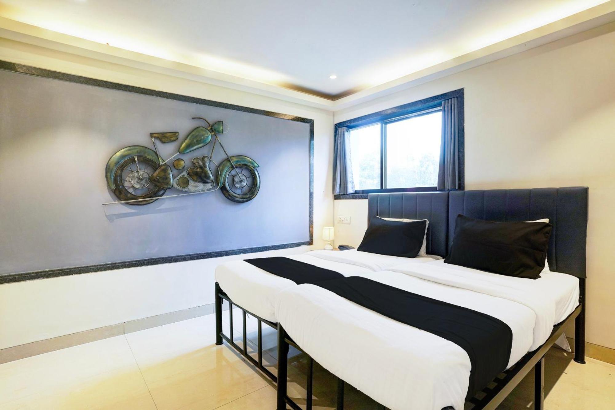 Super Hotel O Seawoods Near Palm Beach Road Formerly Sai Roop 나비뭄바이 외부 사진